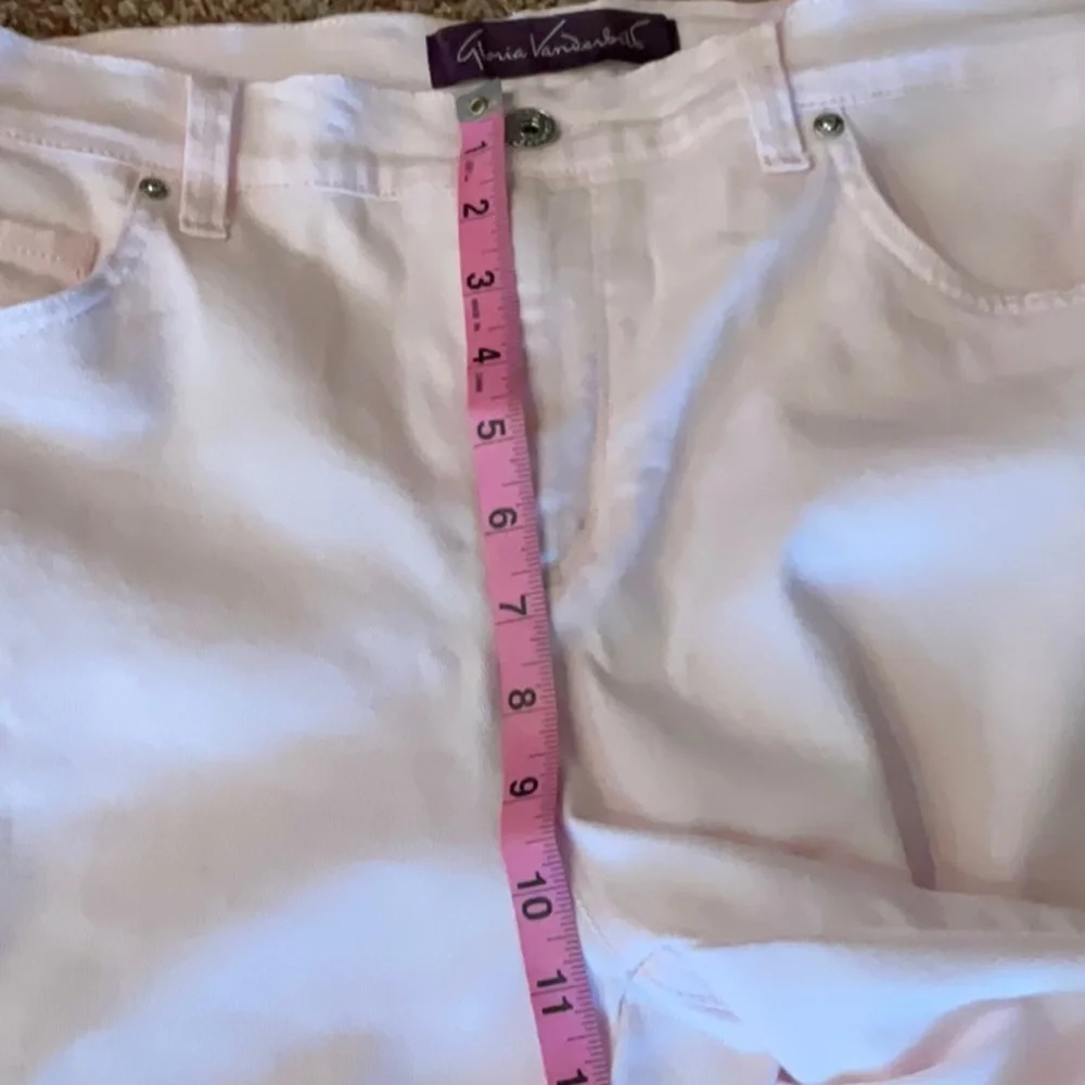 Gloria Vanderbilt Amanda Jeans. Size 10 Short Light pink EUC - Picture 12 of 14